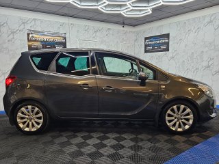 /photos/10057/66ee67e5-3194-9a5e-875e-826e2f0c8fb4_i320x240.jpg