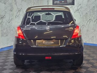 /photos/10057/7308363e-6a17-0a99-af51-1ab1147ff57a_i320x240.jpg
