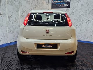/photos/10057/83f64f6d-2a58-82e7-c4dc-aec5402218c7_i320x240.jpg